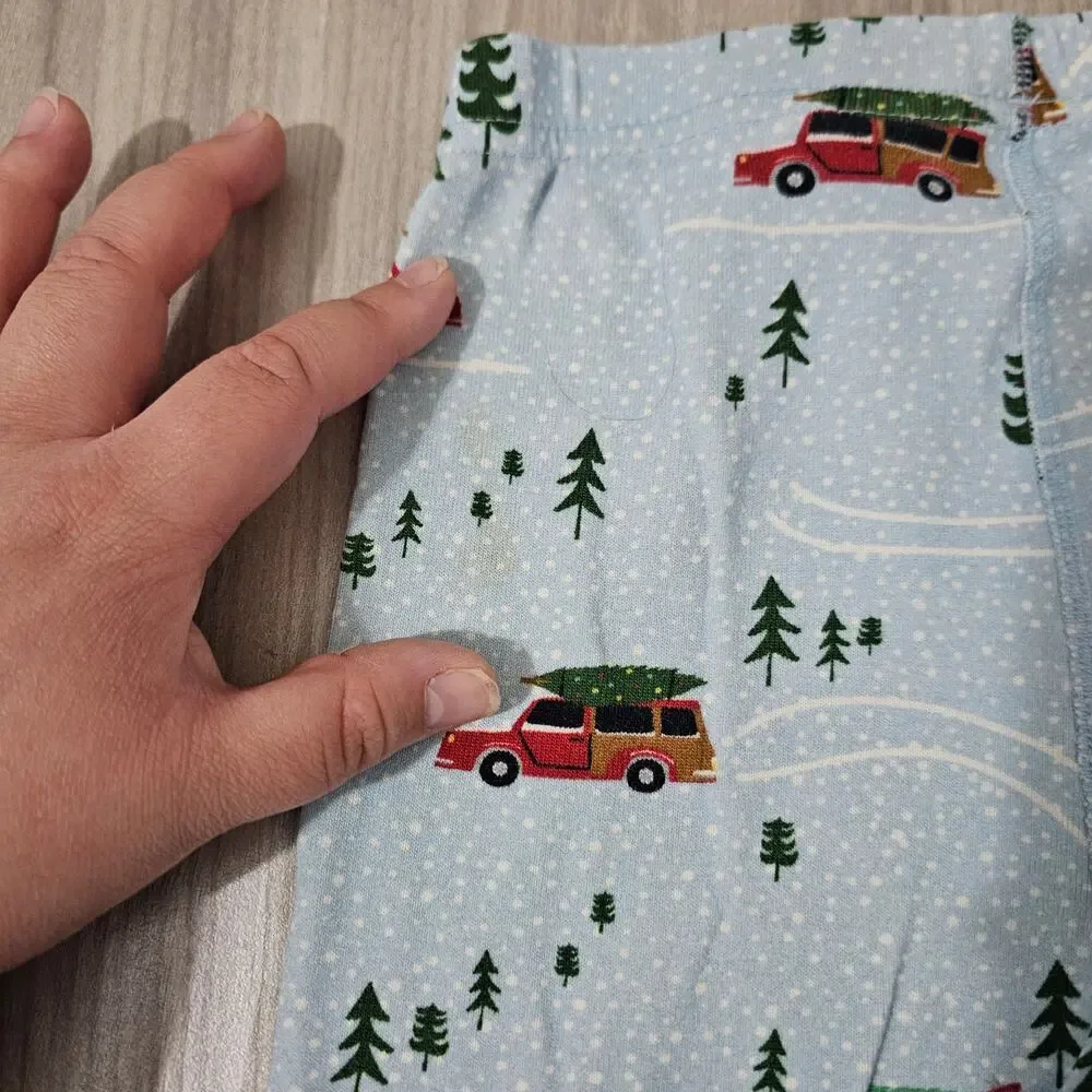 Hanna Andersson Pajama Set Blue Green Red Car Carrying Christmas Tree 6-7